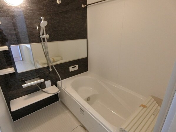 グランクードIIIの物件内観写真